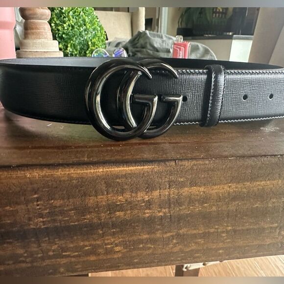 Gucci Black Leather Belt with Double G Buckle - Picture 1 of 8